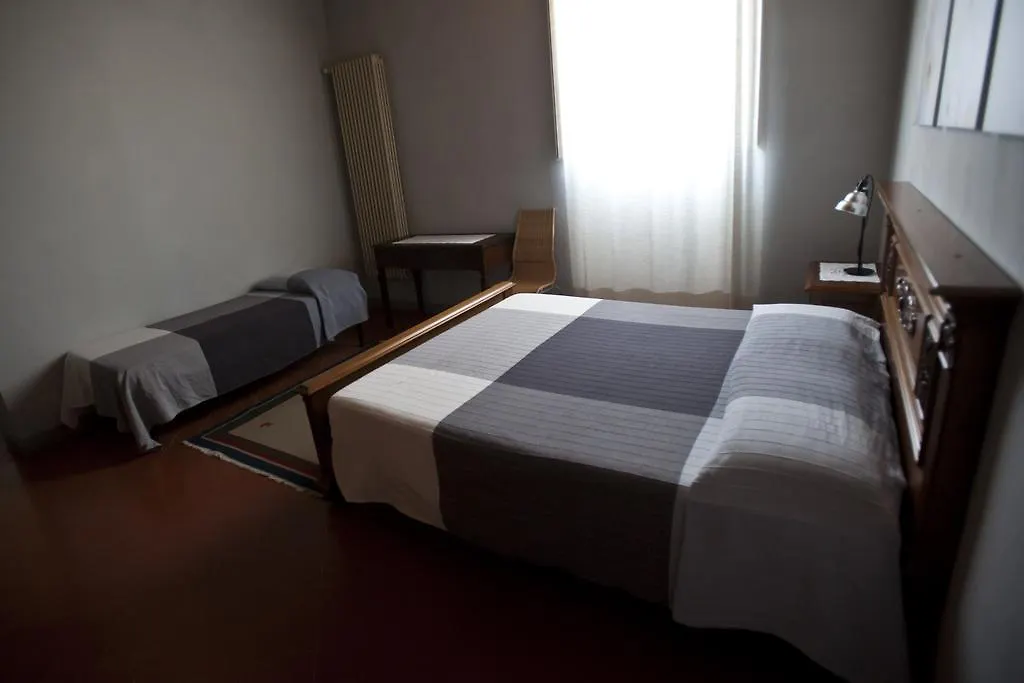B&B Glicine E Luna Cascina Italy