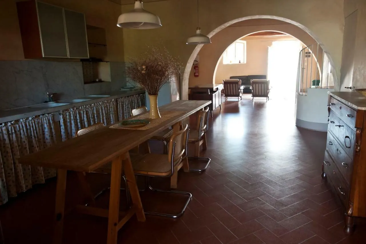 Apartment B&B Glicine E Luna Cascina Italy